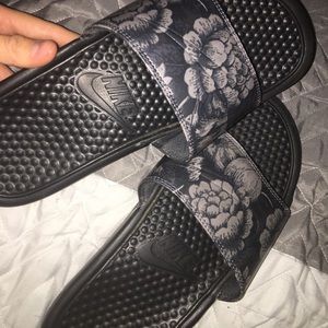 nike slides